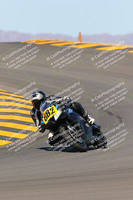 media/Oct-09-2022-SoCal Trackdays (Sun) [[95640aeeb6]]/Turns 9 and 10 (1050am)/